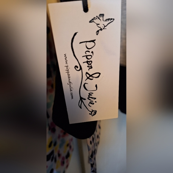 Girls Velour Top w/Riffle Legging Set Cheetah Print 12 months by Pippa & Julie - Picture 4 of 4